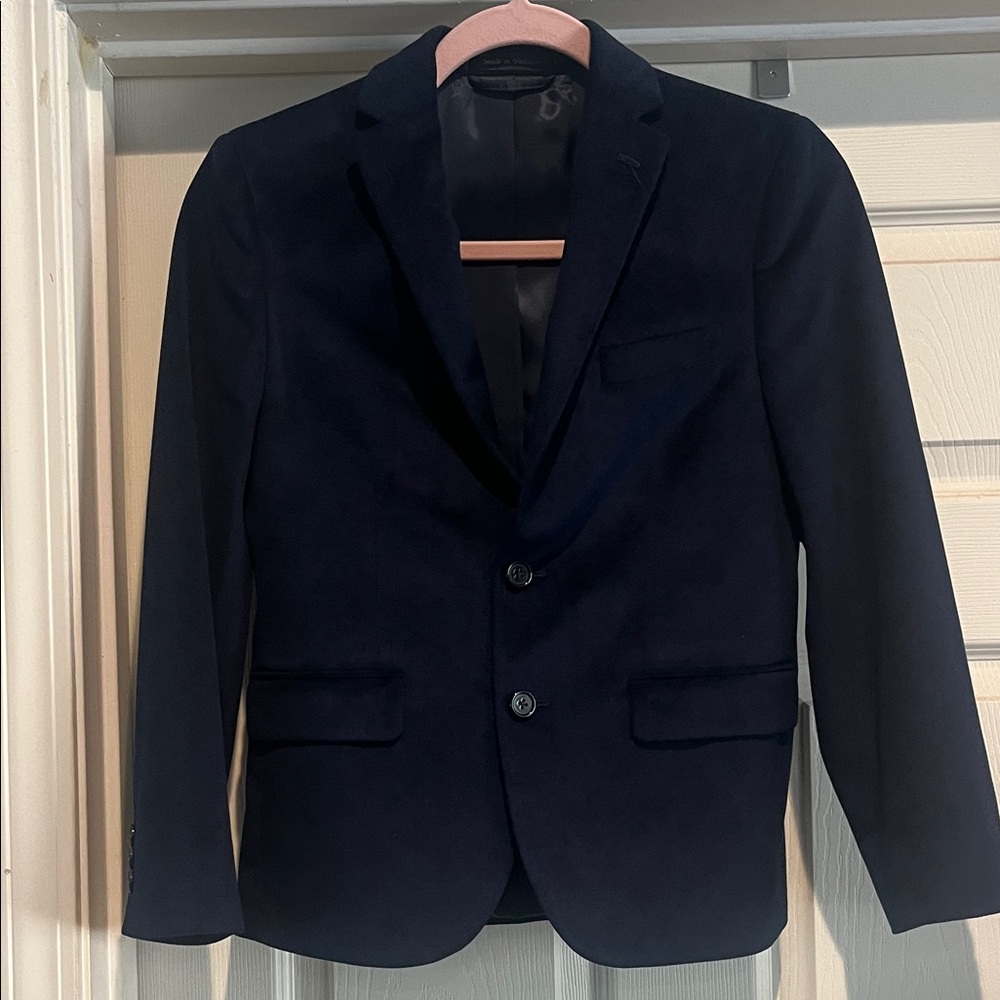 Lauren Ralph Lauren Dark Blue boy’s Blazer with a black damask print.